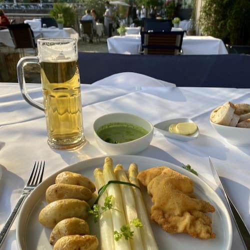 Beach Club Frankfurt Firmenevent Essen gehen