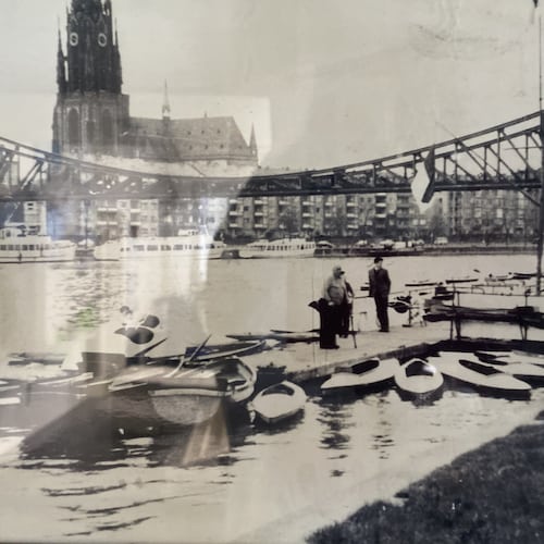 Bootsverleih von Kajak und Kanu um 1950 in Frankfurt